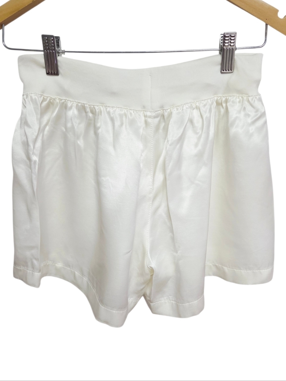 PJ Harlow Mikel Satin Boxer Pajamas Shorts Pearl White XSmall - Picture 4 of 6